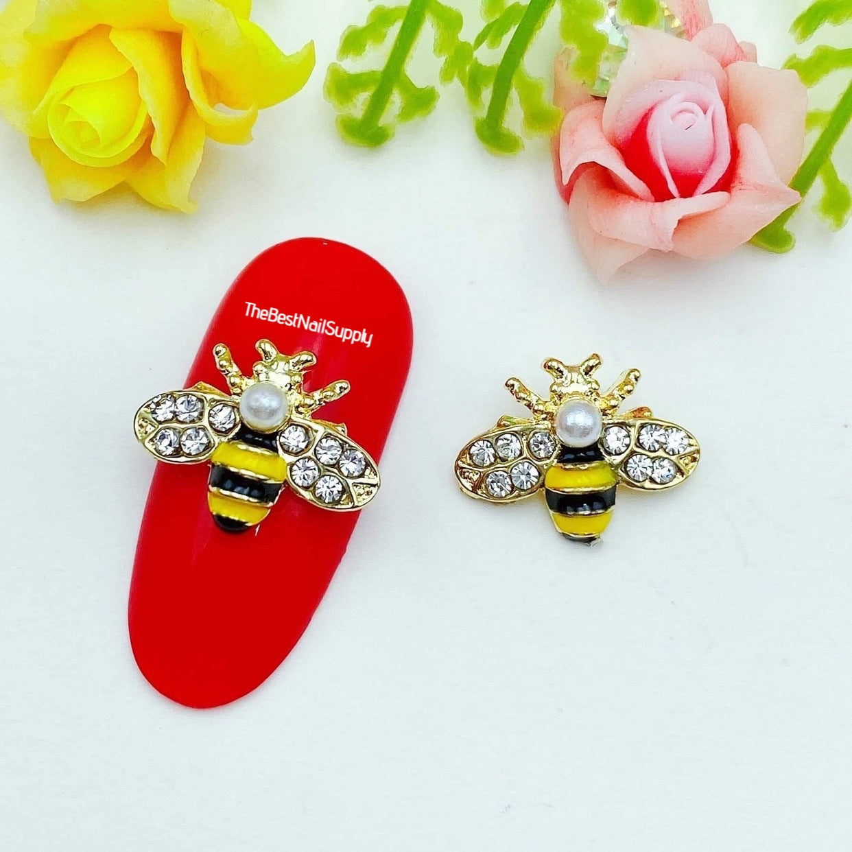 4pcs Bee Nail Charm