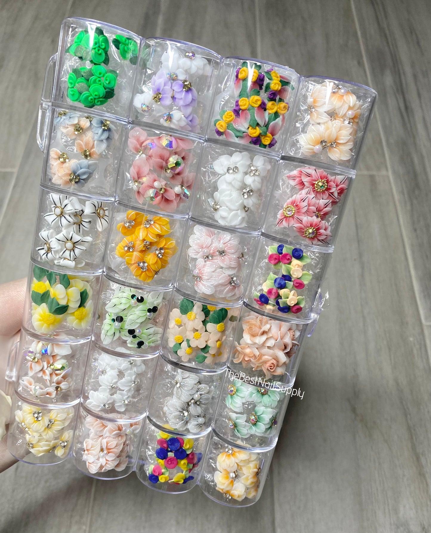 100/200 Pieces Acrylic Flower Set (Style 12)