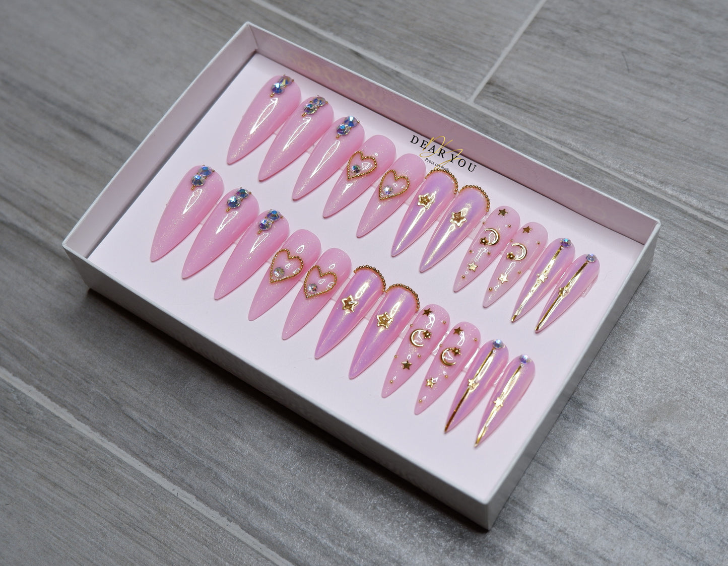 Crescent Moon 22pcs (Stiletto)