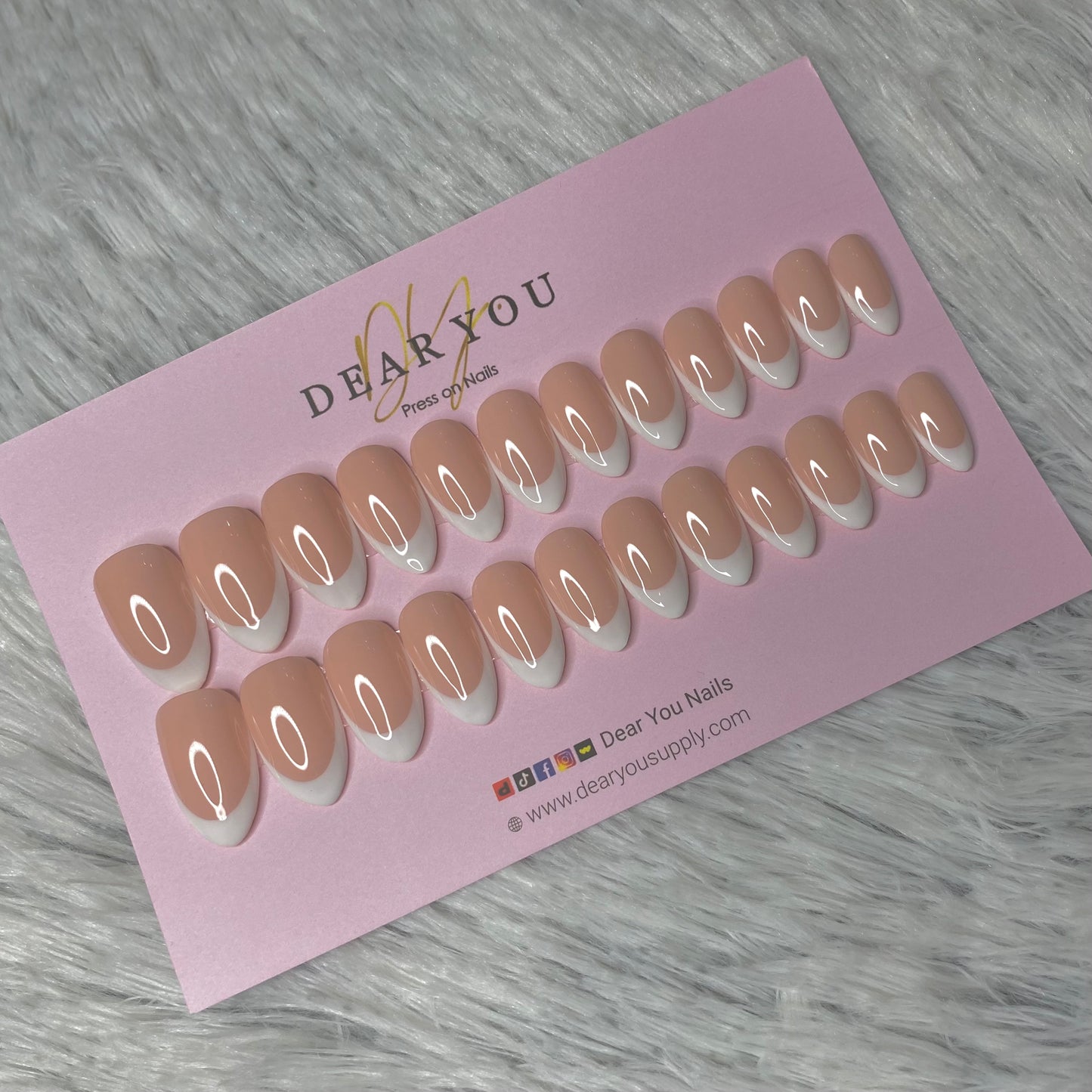 French Tip 24pcs (Almond)