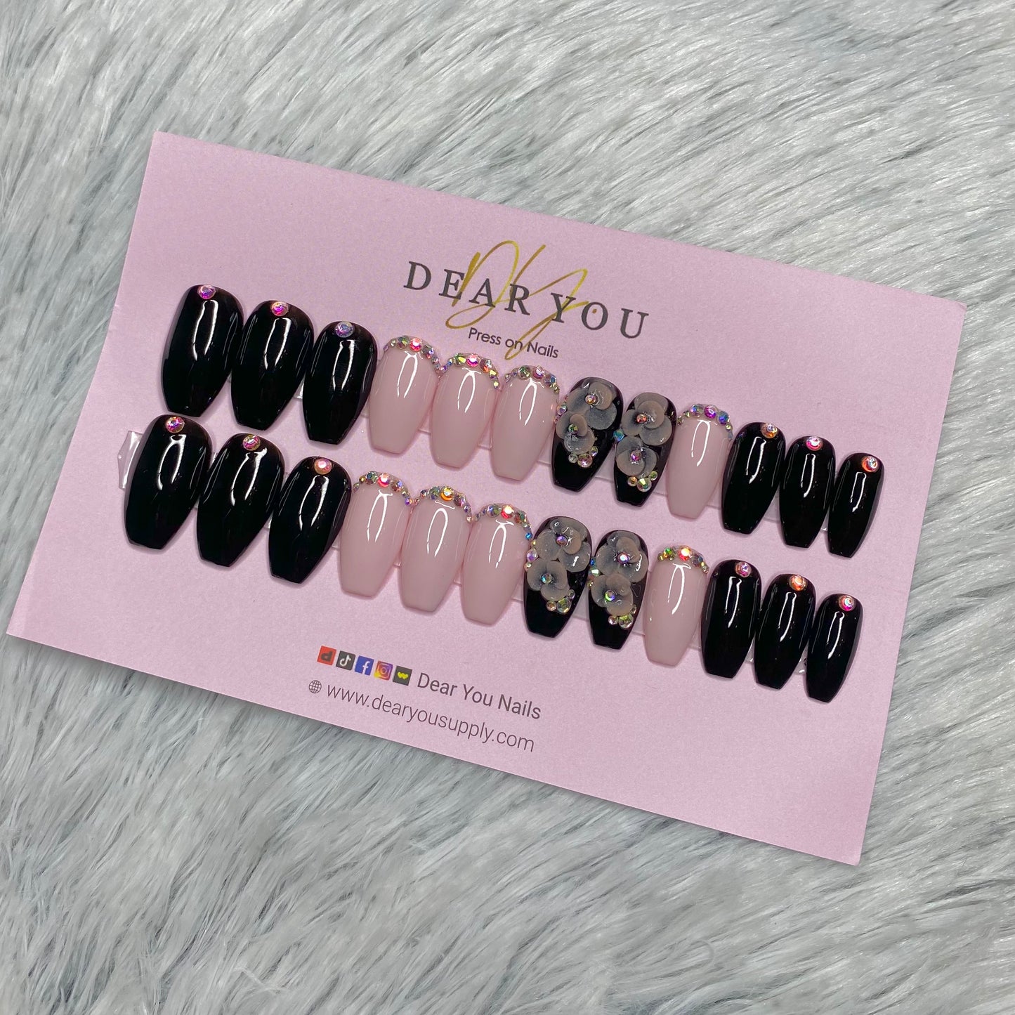 Nail Set 24pcs (Short Coffin)