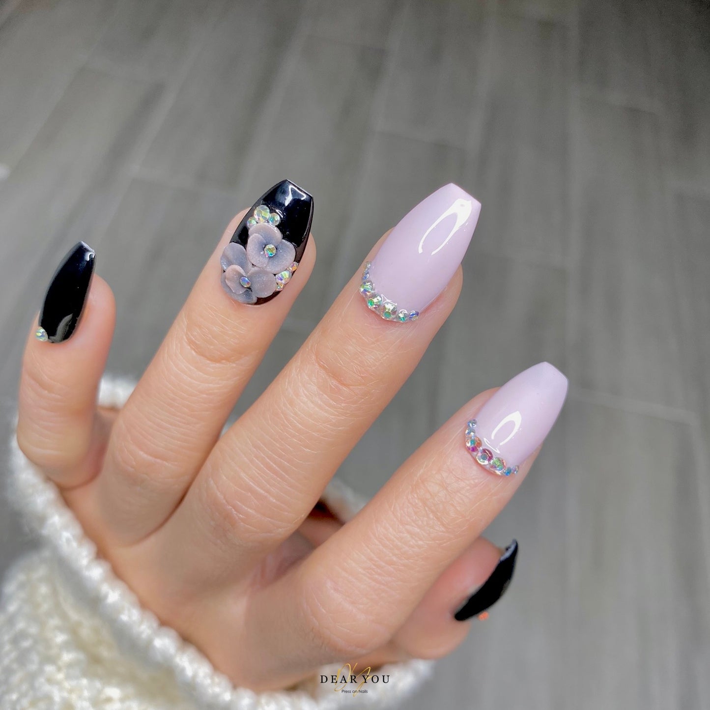 Nail Set 24pcs (Short Coffin)