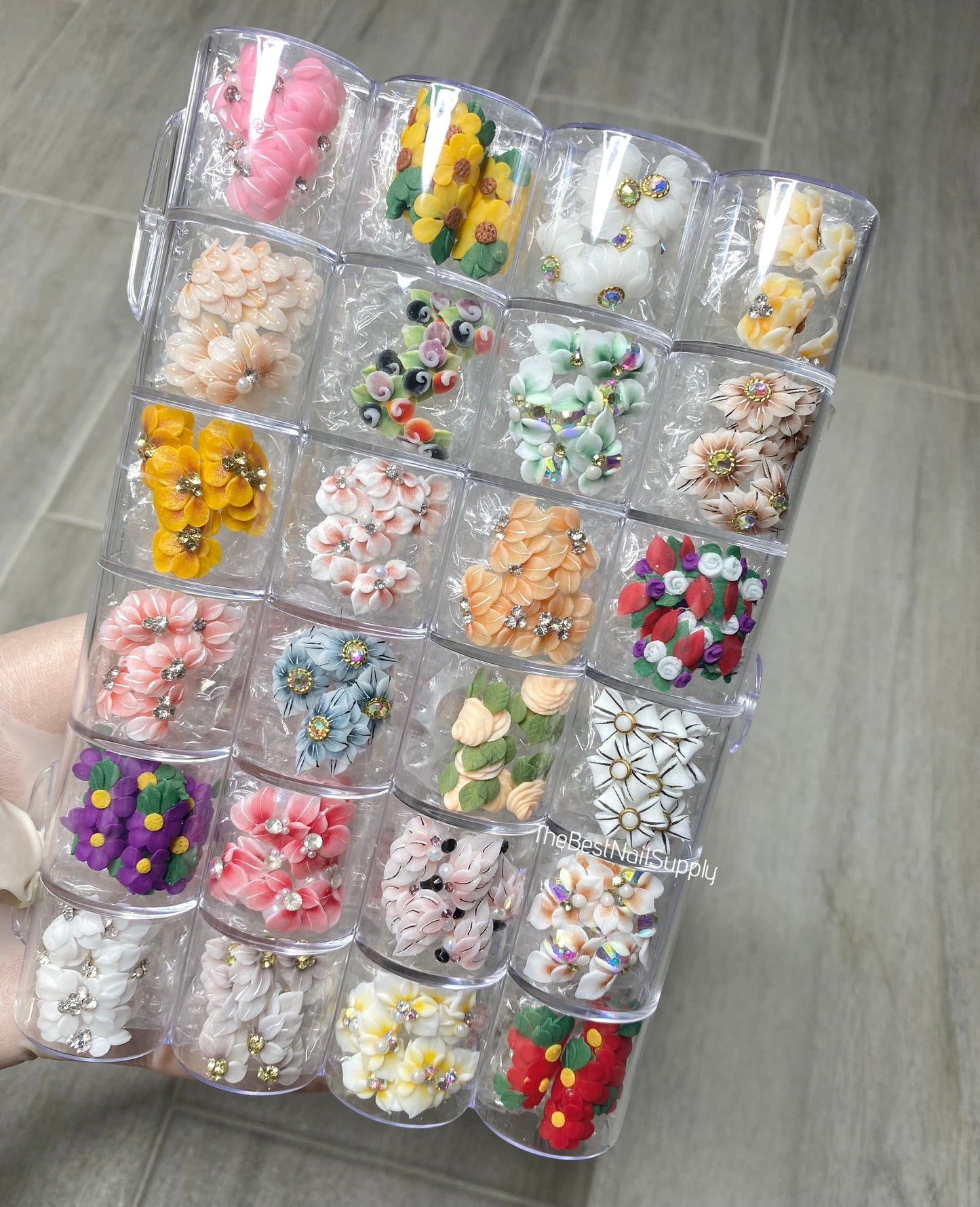 100/200 Pieces Acrylic Flower Set (Style 9)