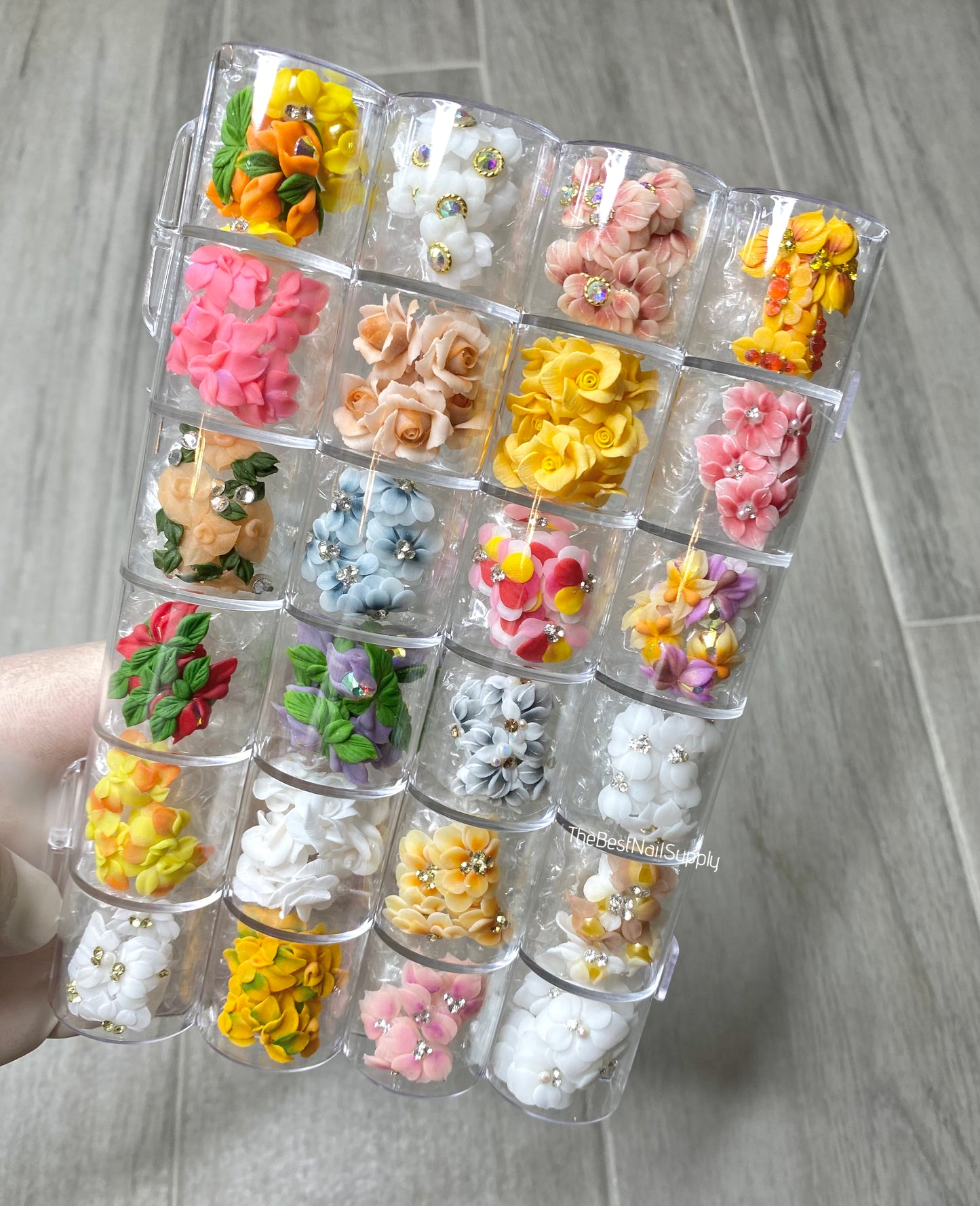 100/200 Pieces Acrylic Flower Set (Style 25)